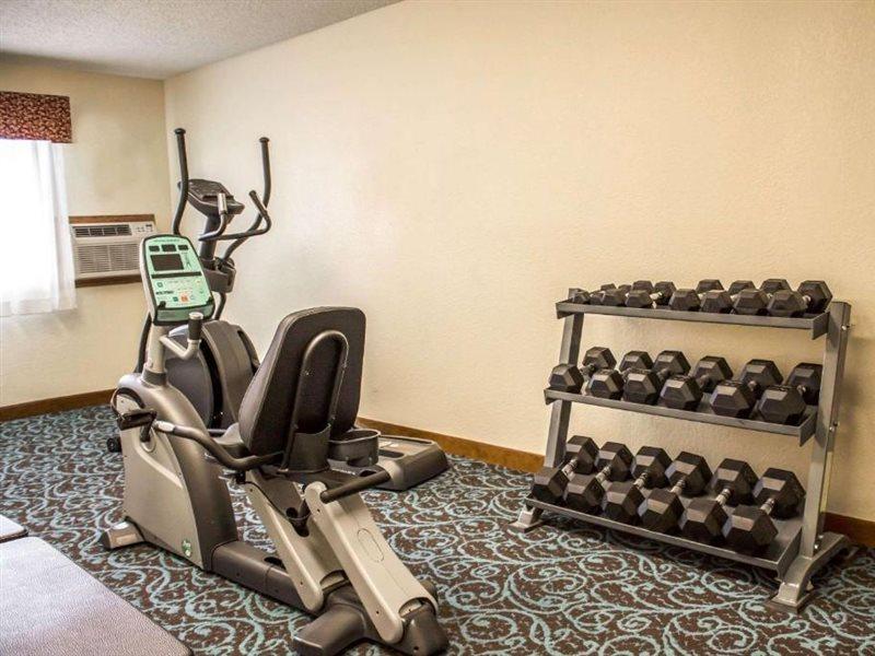 Quality Inn Hall Of Fame Canton Bagian luar foto